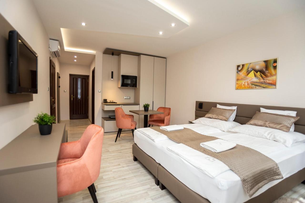Végvár Spa Apartman Gyula Exterior foto