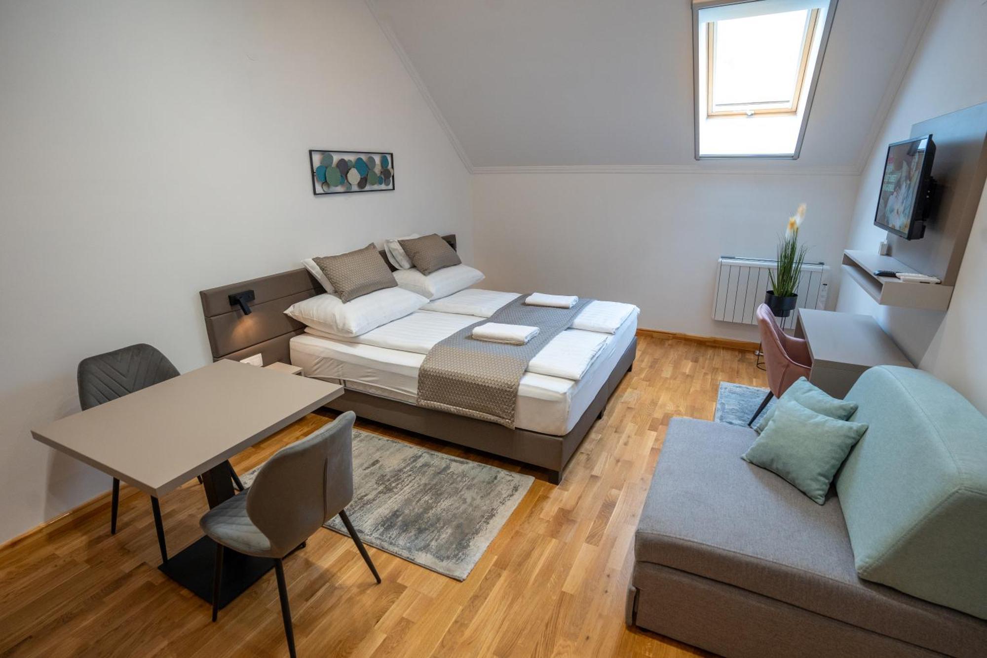 Végvár Spa Apartman Gyula Exterior foto